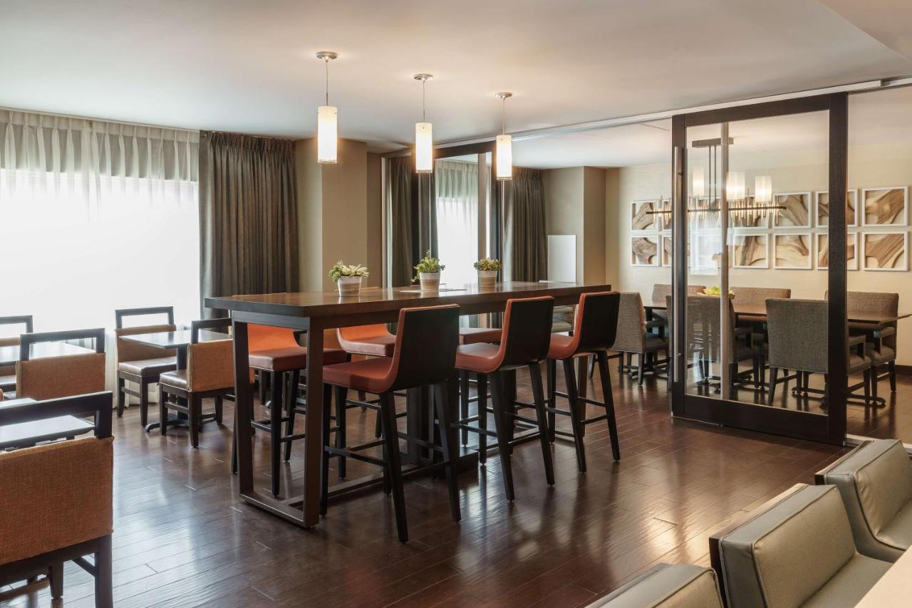 | Hyatt Regency Aurora-Denver Conference Center