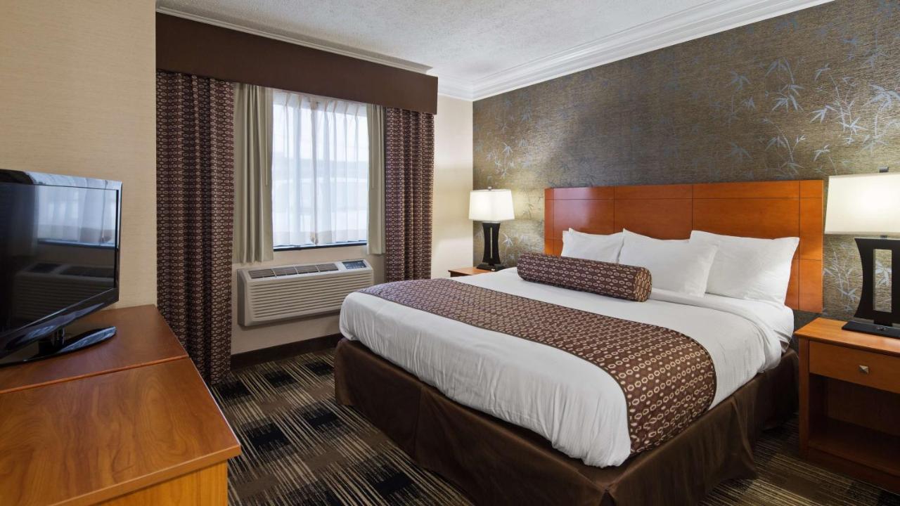  | Best Western The Inn At Rochester Airport