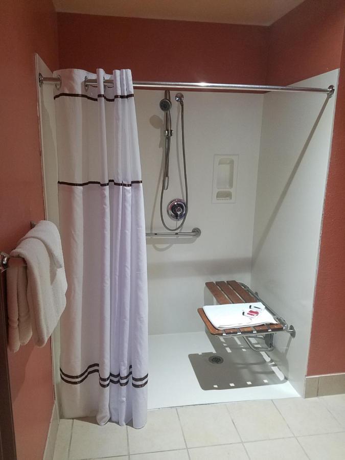Queen Room - Mobility Access/Non-Smoking at Baymont by Wyndham Sullivan