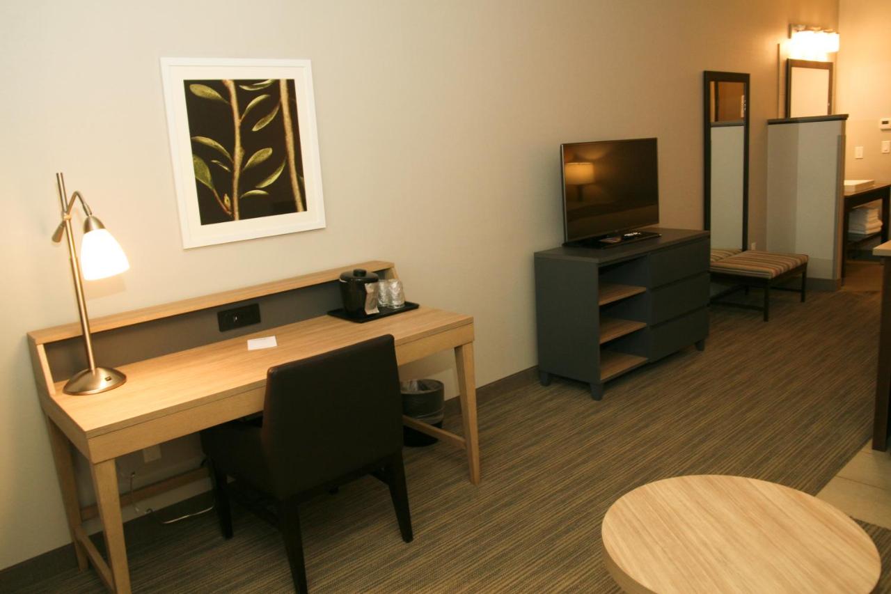 King Studio Suite at Country Inn & Suites by Radisson, Prineville, OR