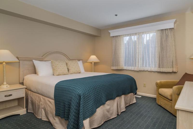Lanai Suite at Water's Edge Resort & Spa