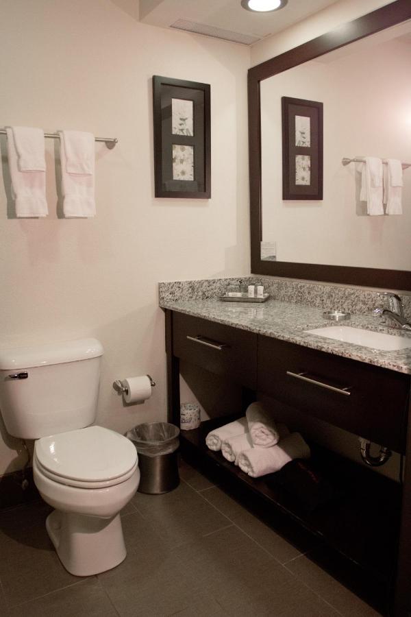  | Brentwood Suites