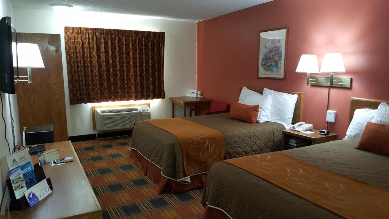 Double Room with Two Double Beds - Non-Smoking at Americas Best Value Inn & Suites Nevada