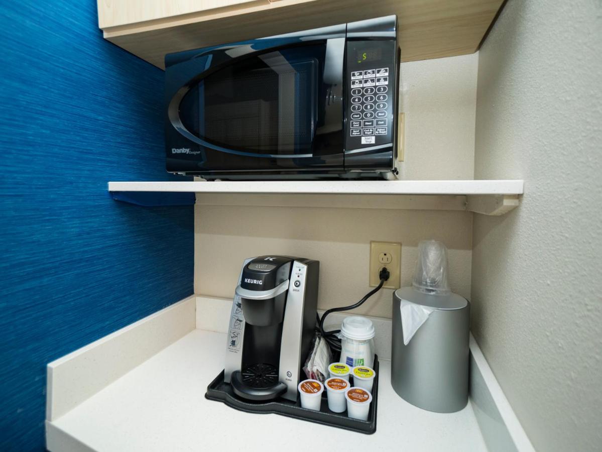 Standard Room at Holiday Inn Express & Suites Southaven Central - Memphis by IHG