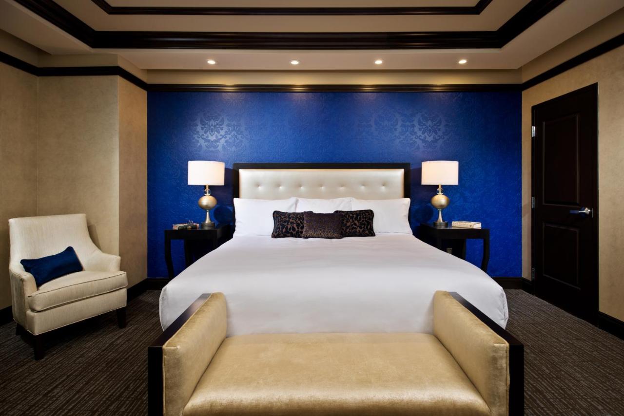 Presidential Suite at Saratoga Casino Hotel