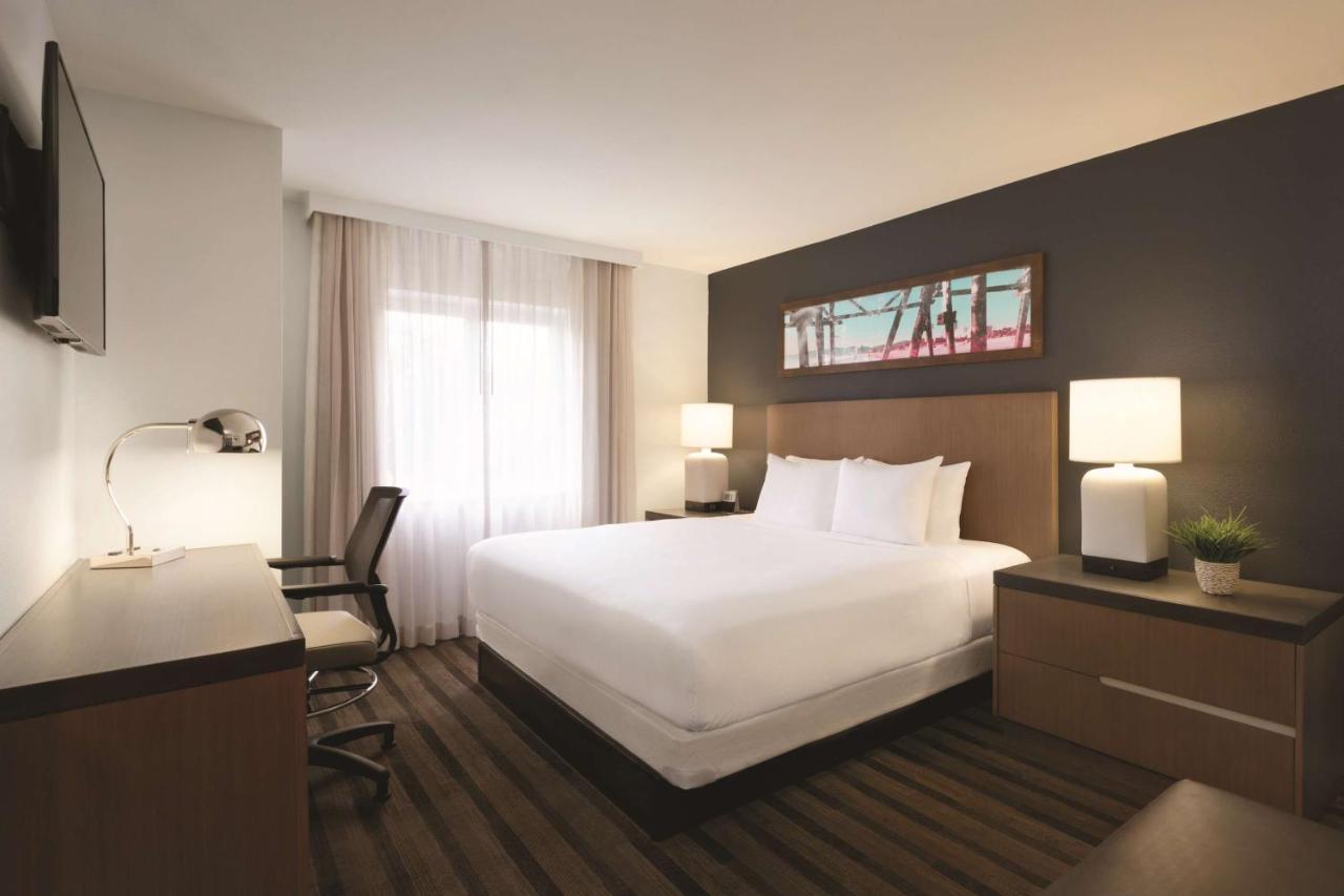 One-Bedroom King Suite with Roll-in Shower - Mobility Accessible at HYATT house Miami Airport
