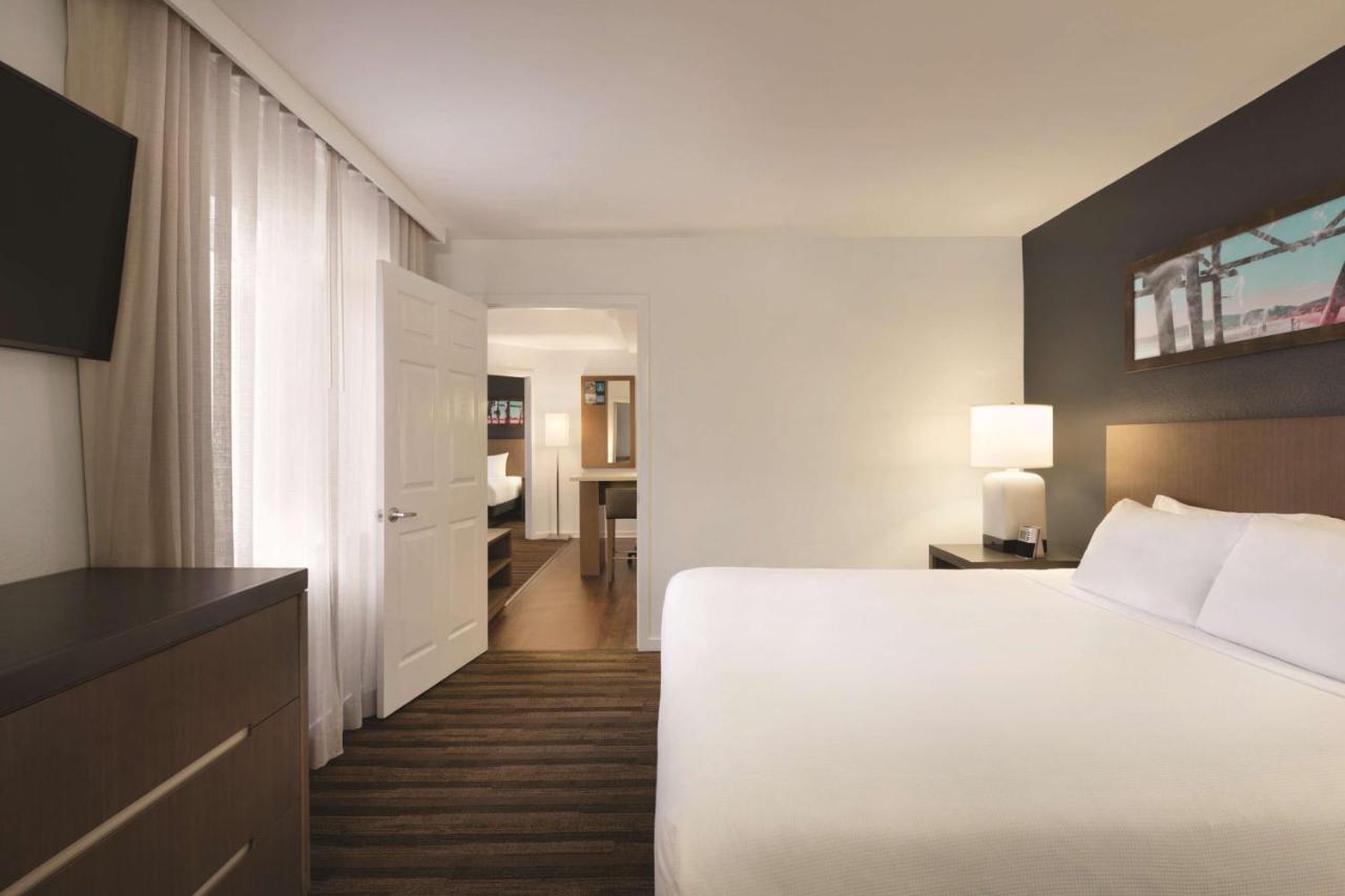 Family Suite at HYATT house Miami Airport