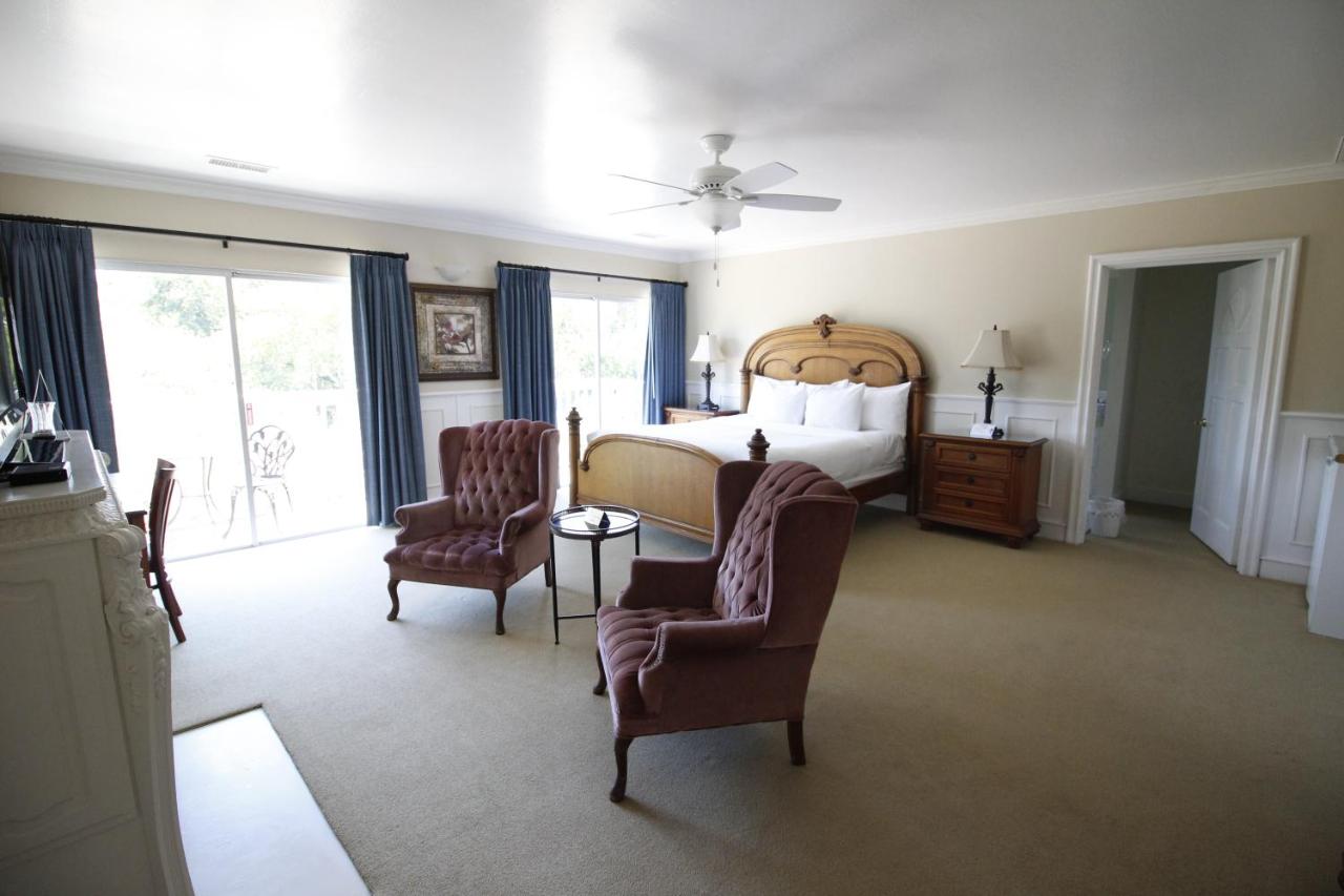 King Suite at The Rigdon House