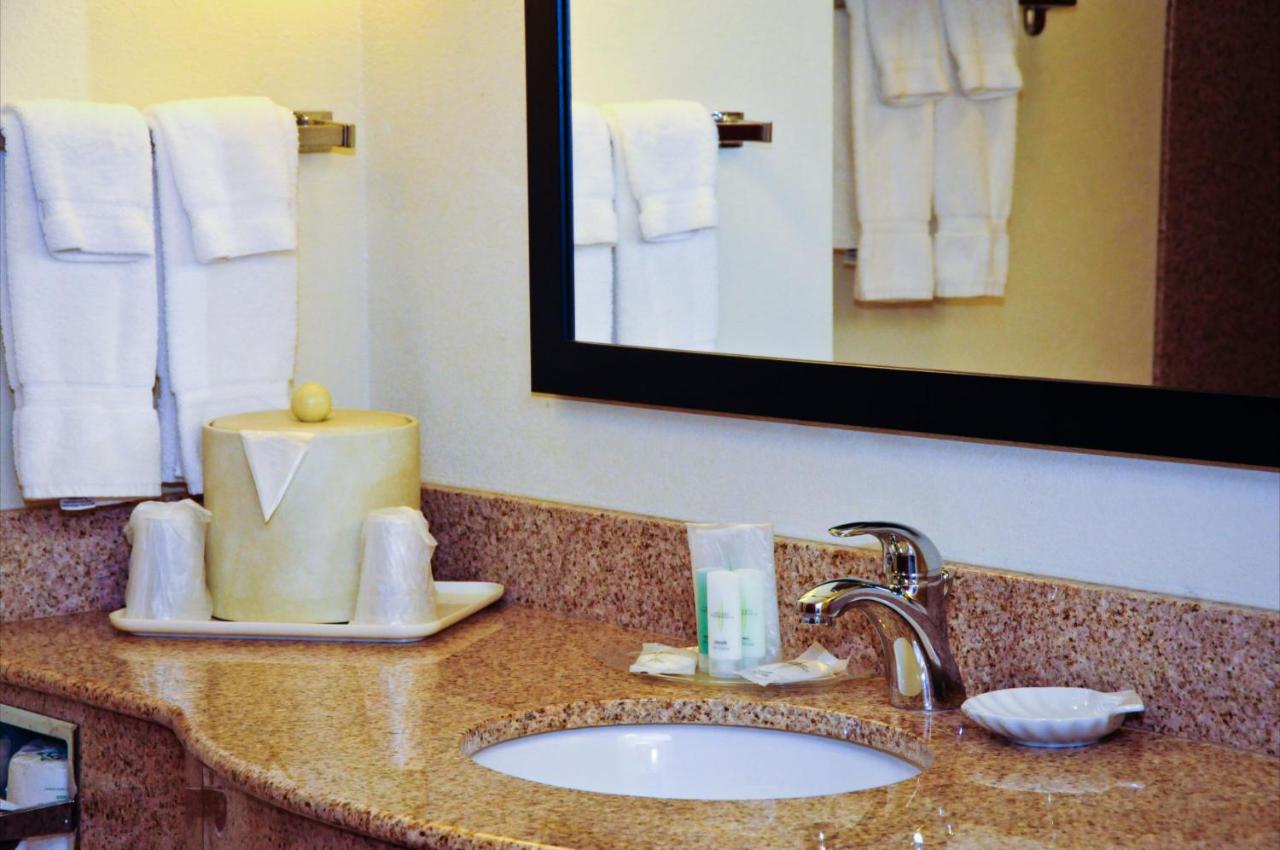 Queen Suite with Two Queen Beds at Comfort Suites Airport