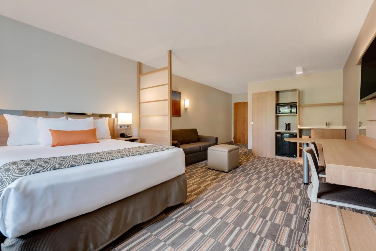Queen Studio Suite - Non-Smoking at Microtel Inn & Suites by Wyndham Clarion