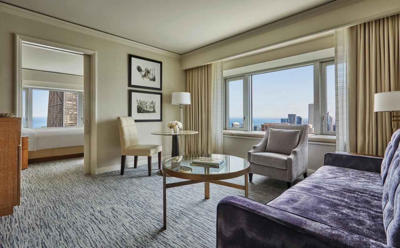 Executive Double Suite with Two Double Beds - Lake View at Four Seasons Hotel Chicago