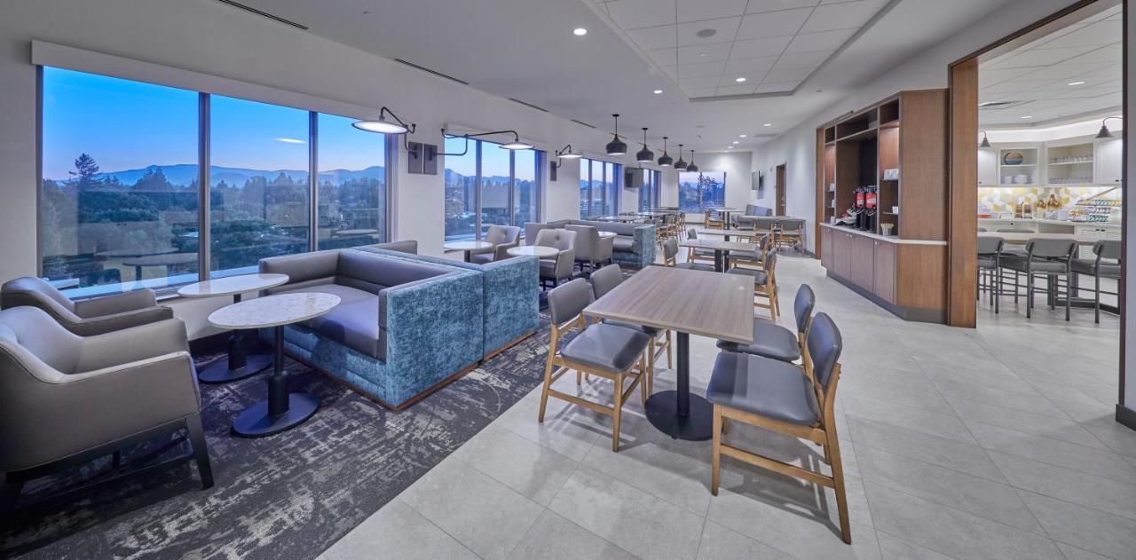  | Hyatt Place Eugene / Oakway Center