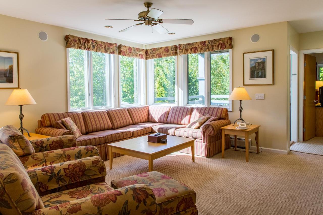 Luxury Triple Room at Smuggler's Notch Resort by Resort Stay