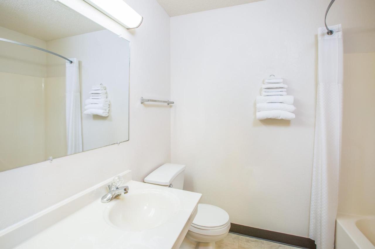 Double Room with Two Double Beds - Smoking at Super 8 by Wyndham Storm Lake