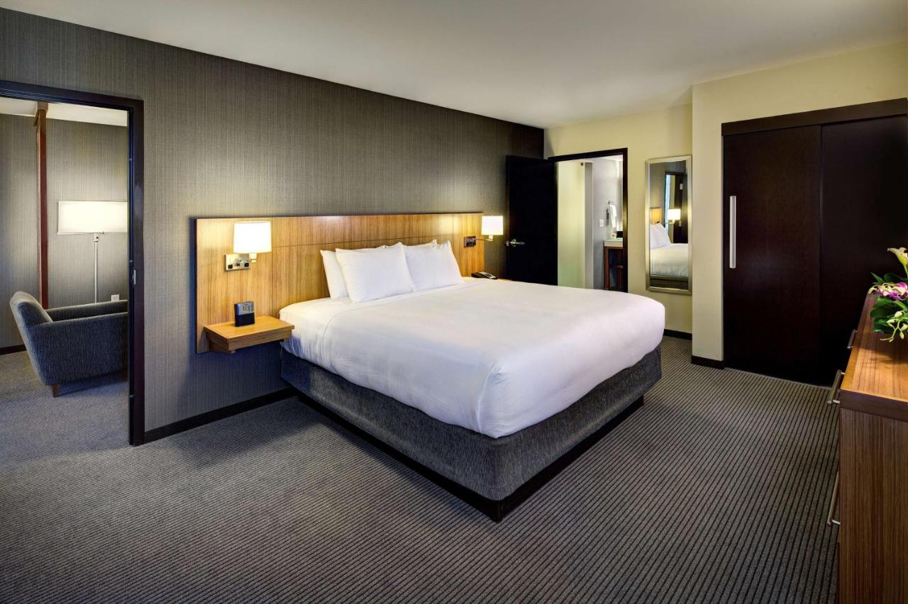 King Suite at Hyatt Place UC Davis