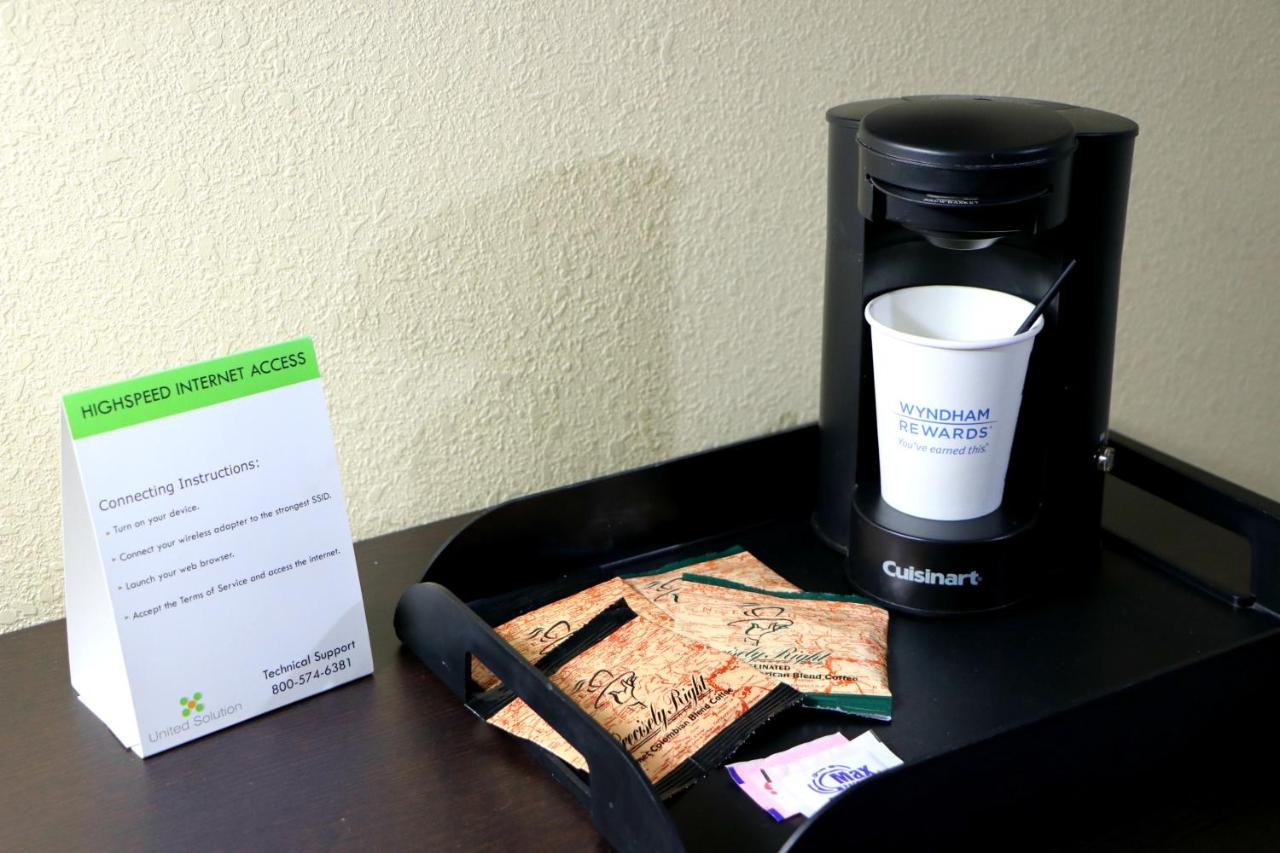 Deluxe King Studio Suite - Non-Smoking at Baymont by Wyndham Sevierville Pigeon Forge