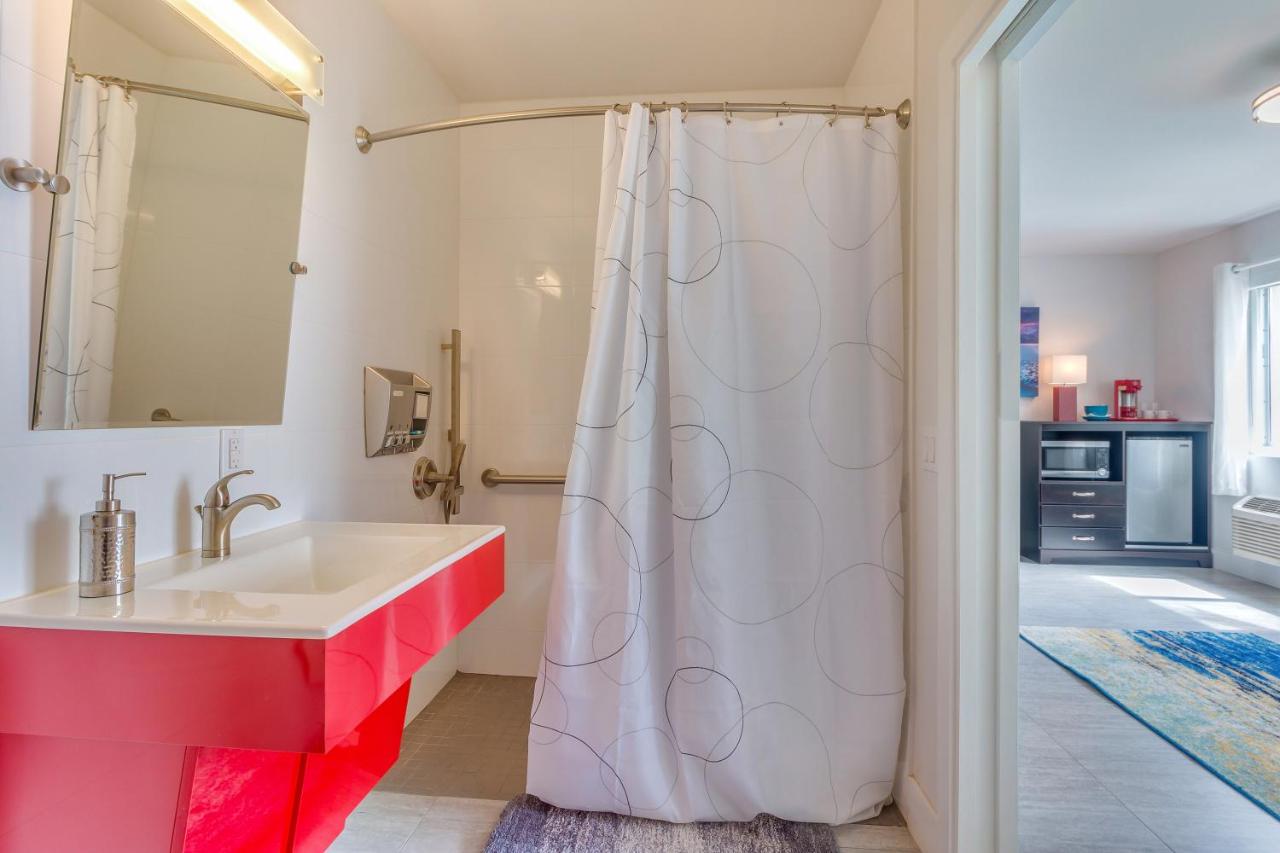 Deluxe Suite at Costa Norte Boutique Hotel