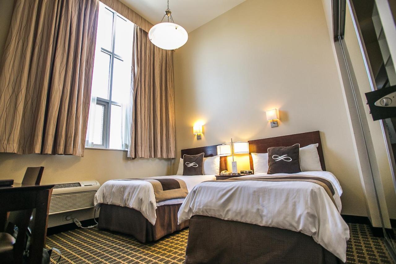 Triple Suite at Pointe Plaza Hotel