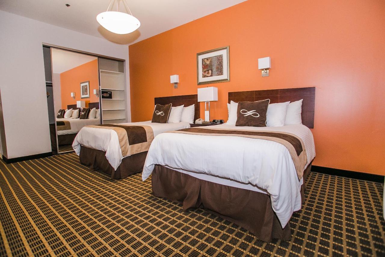 Family Suite at Pointe Plaza Hotel