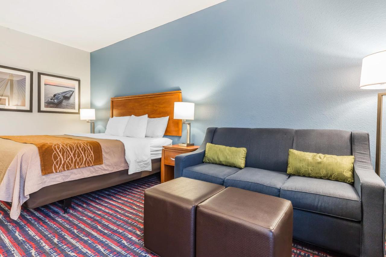 King Room - Non-Smoking at Comfort Inn Alton near I-255