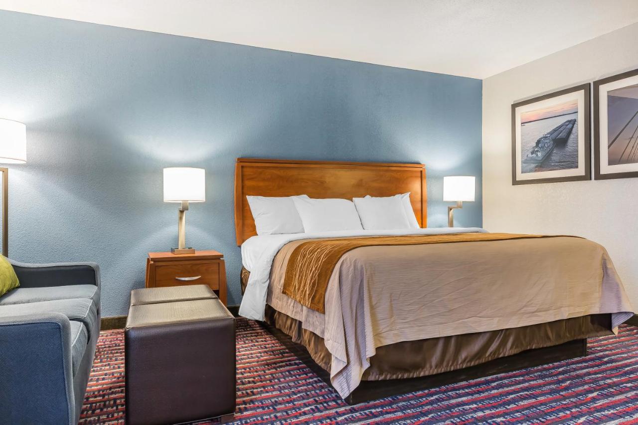 King Room - Non-Smoking at Comfort Inn Alton near I-255