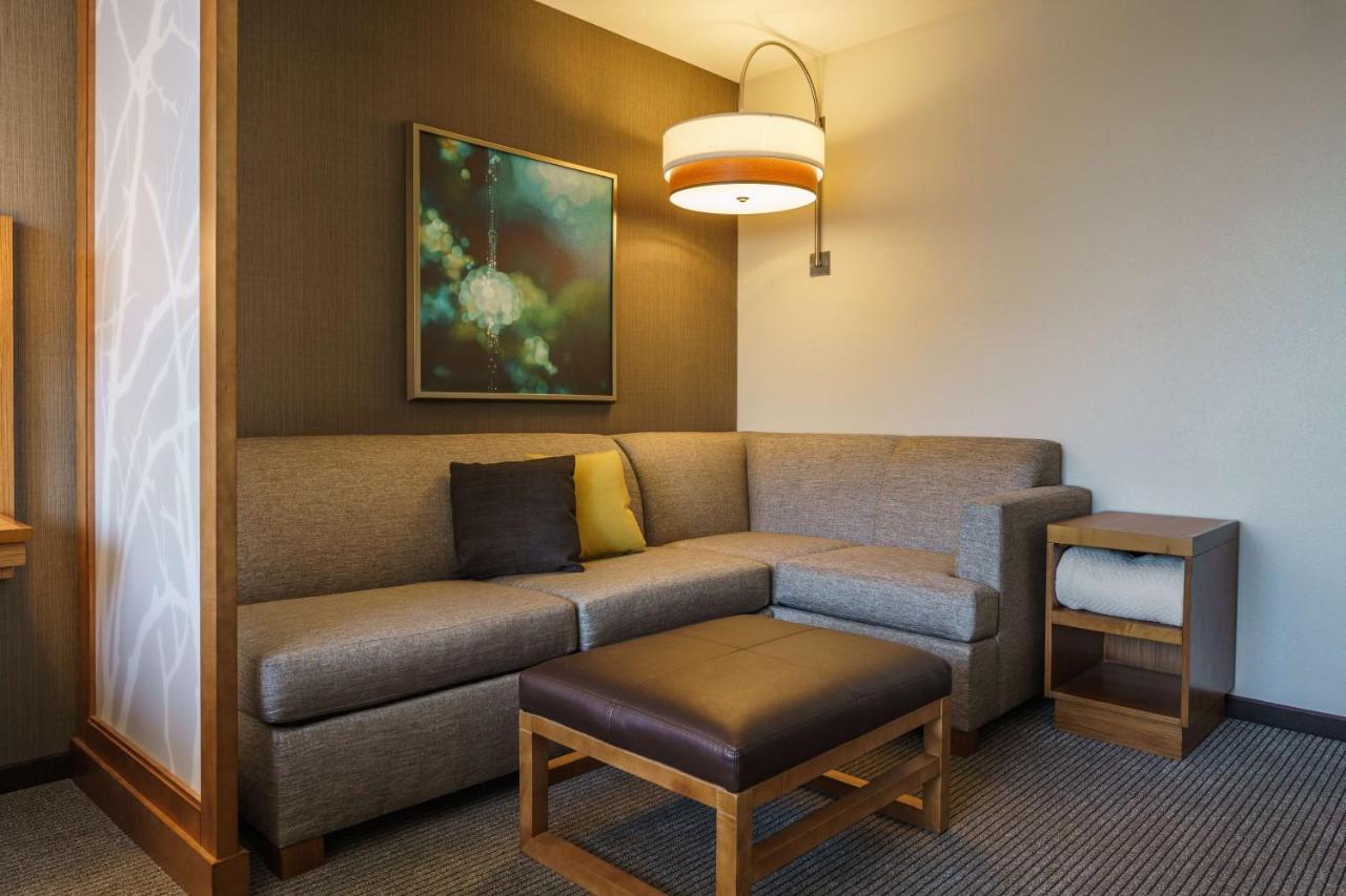 King Room at Hyatt Place Houston/Galleria