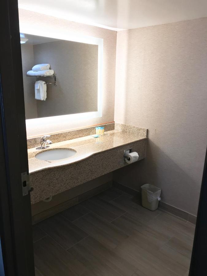 King Studio Suite - Non-Smoking at Wingate by Wyndham Convention Ctr Closest Universal Orlando