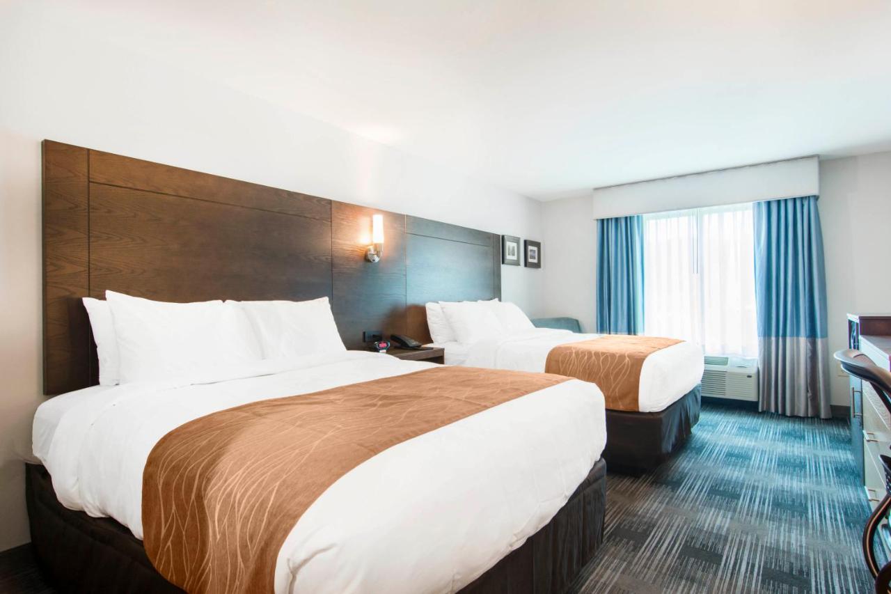 Queen Room with Two Queen Beds - Non-Smoking at Comfort Inn & Suites East Ellijay