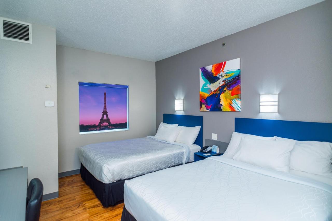 Standard Queen Room with Two Queen Beds - Non Smoking at Studio Z, an Ascend Collection Hotel