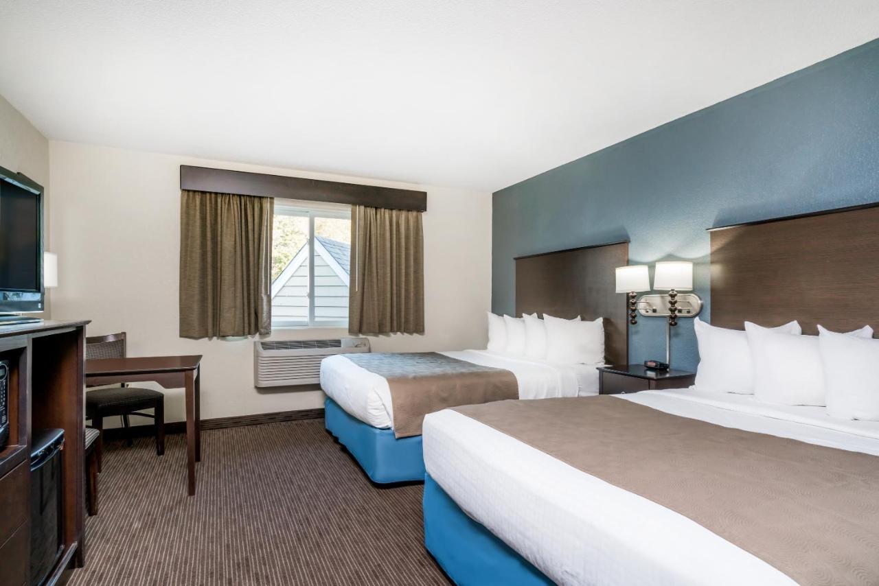 Queen Room with Two Queen Beds - Non-Smoking at Baymont by Wyndham Owatonna
