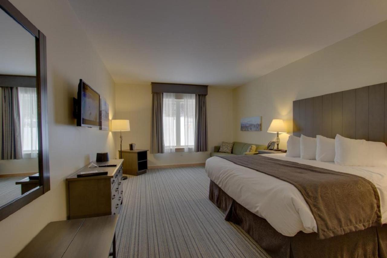 Stateside Hotel Room at Jay Peak Resort