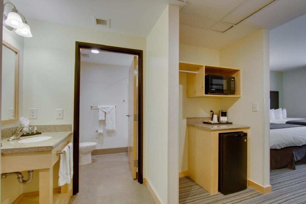Stateside Hotel Room at Jay Peak Resort