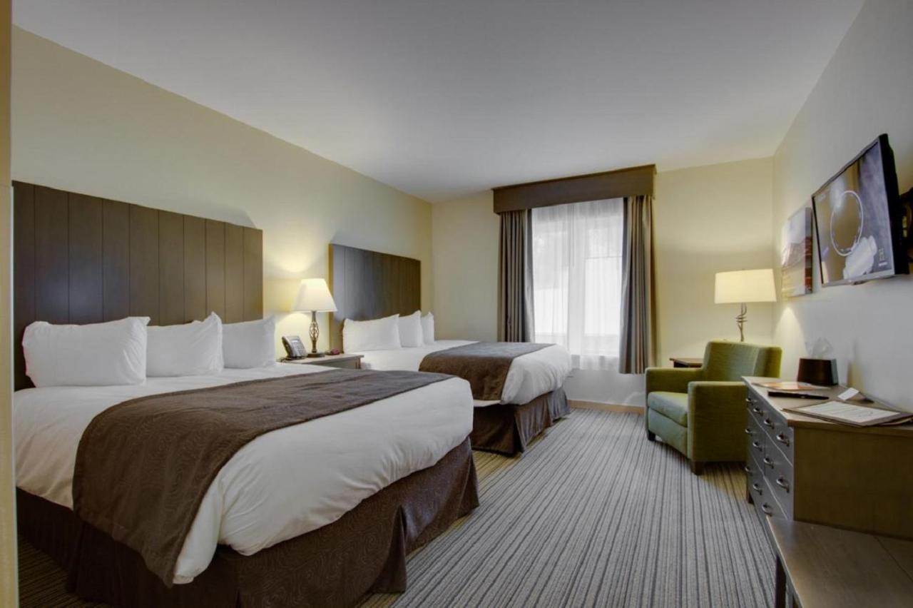 Stateside Hotel Room at Jay Peak Resort