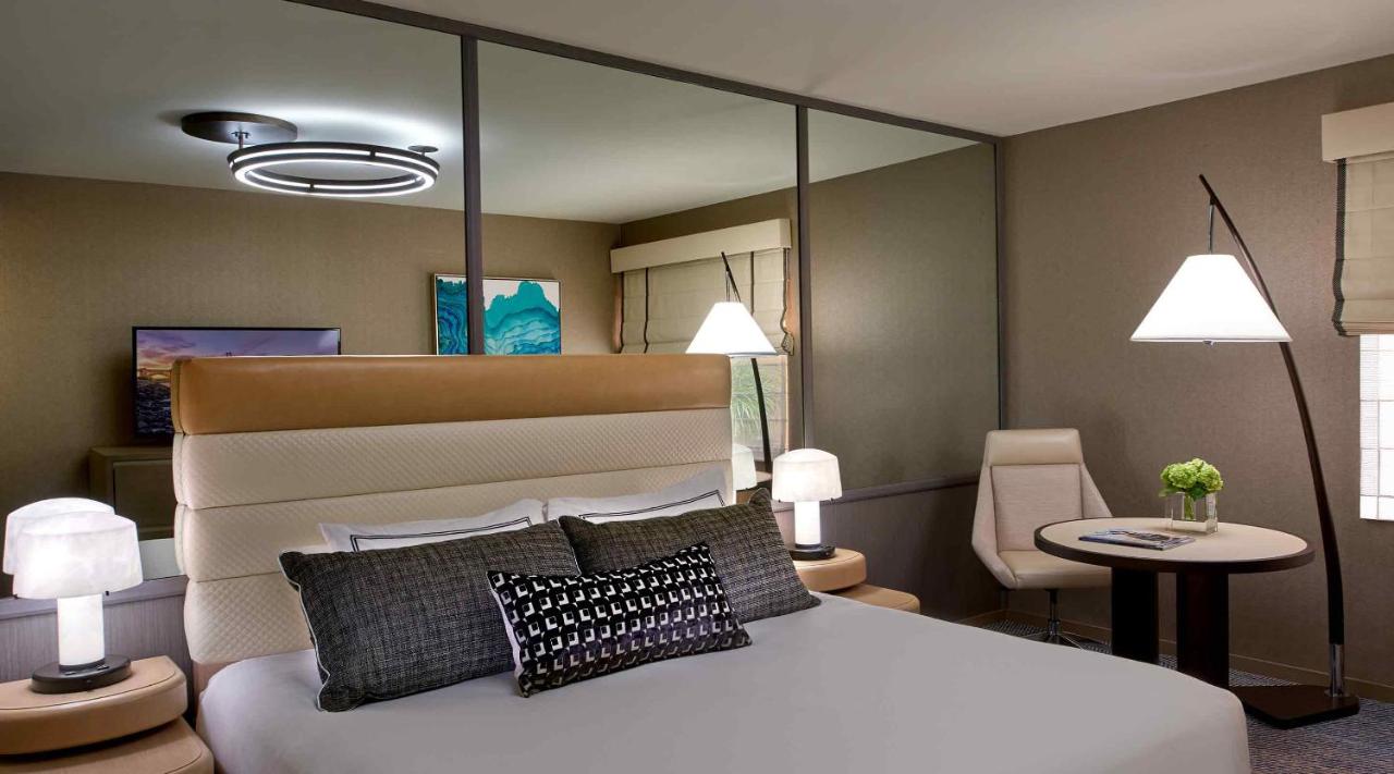 Deluxe King at Hotel Zoe Fisherman's Wharf