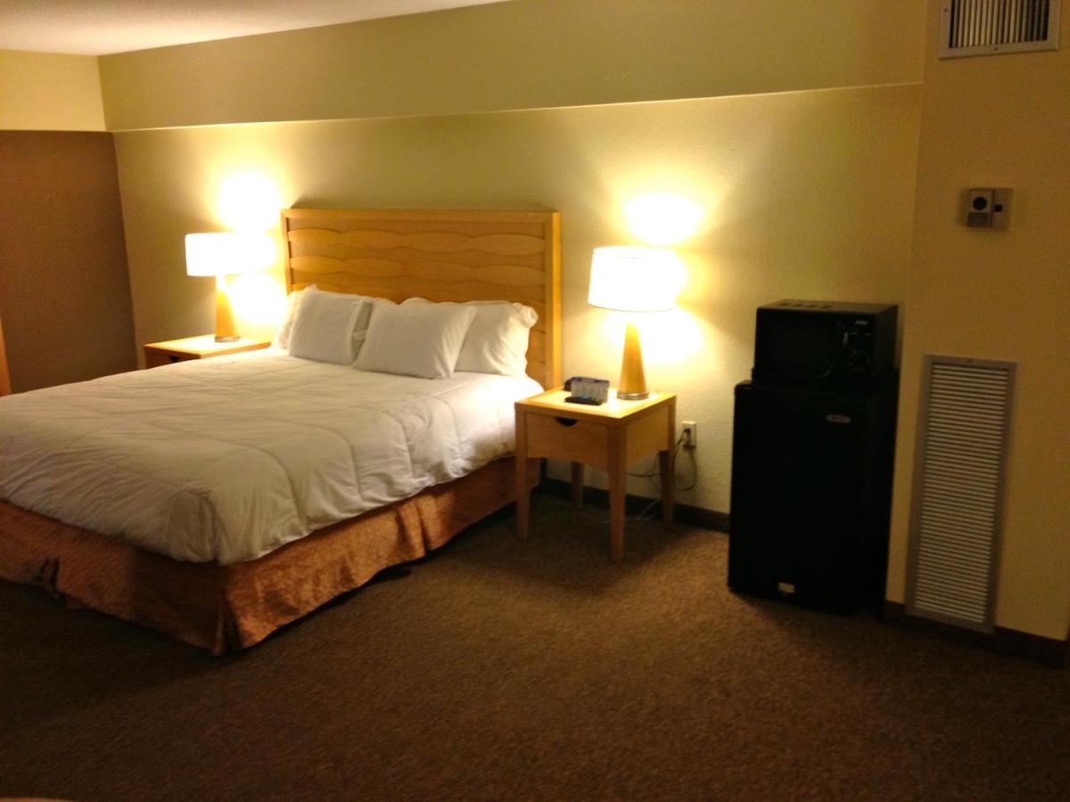 Avalon Hotel & Conference Center