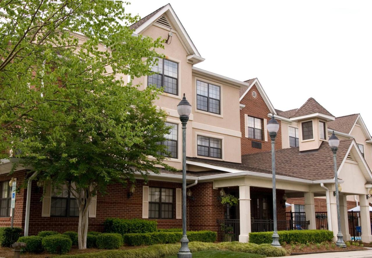  | TownePlace Suites by Marriott Charlotte Univ. Research Park