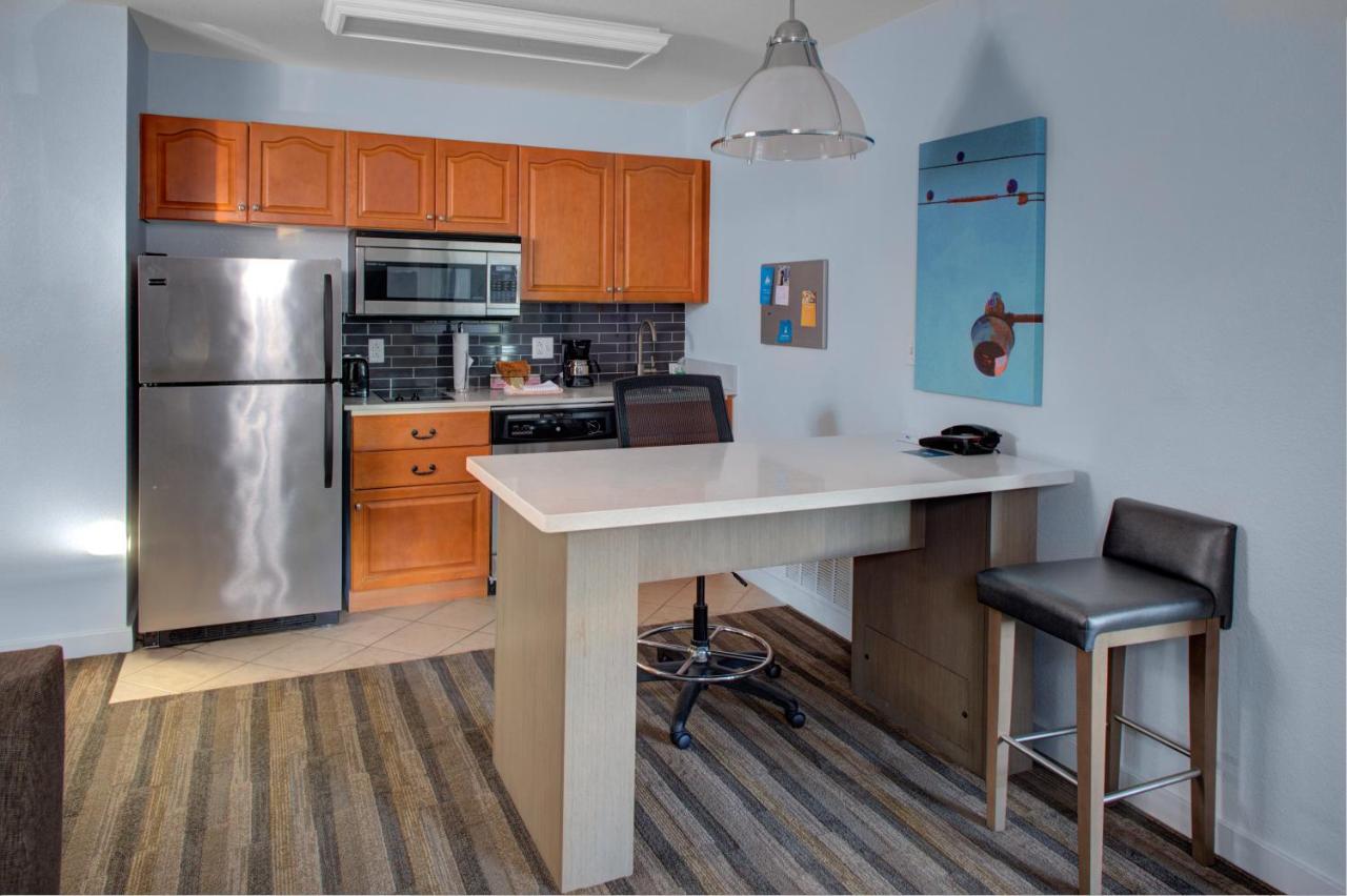 Two-Bedroom Suite at HYATT house Philadelphia/Plymouth Meeting