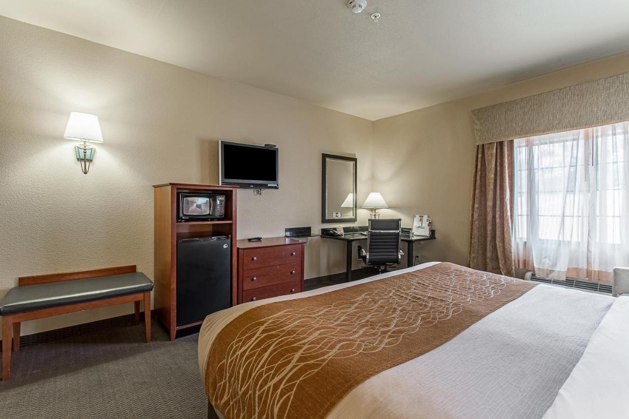 King Suite at Hotel Ruidoso - Midtown
