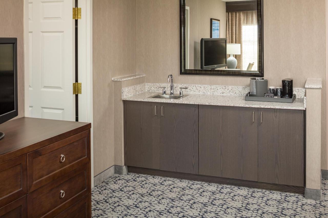 One Bedroom Suite at Inn at Middletown