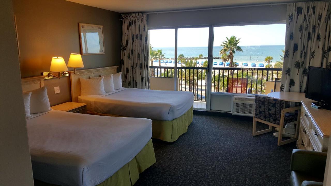 Gulfview, 2 Double Beds, Kitchenette, In-Room Safe & Balcony at Seaside Inn & Suites
