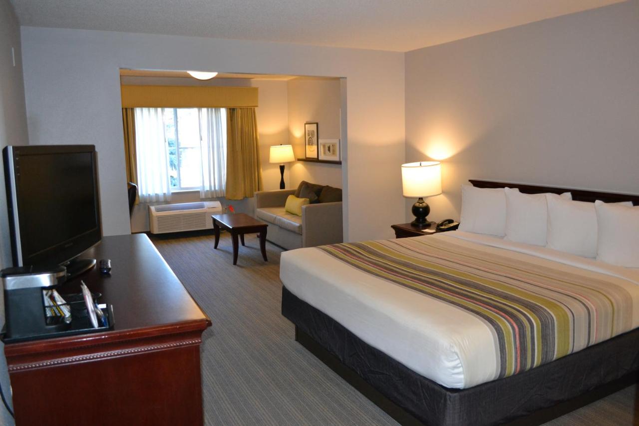 King Studio - Disability Access at Country Inn & Suites by Radisson, Gurnee, IL