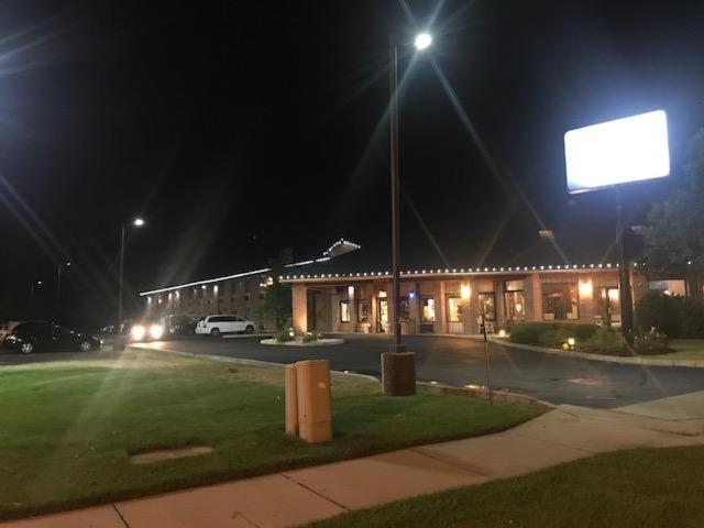  | American Inn and Suites Ionia