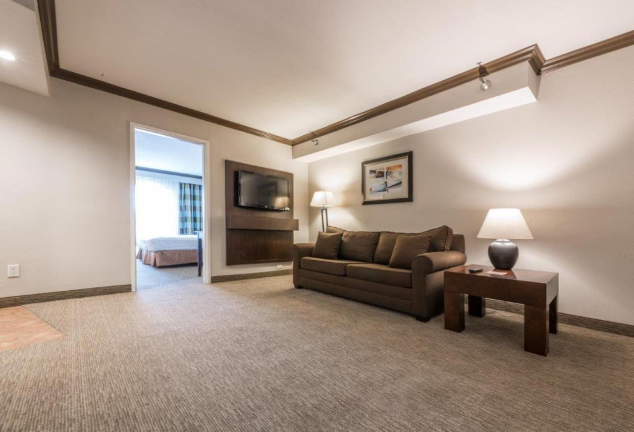 Deluxe Single Room at Vanllee Hotel and Suites