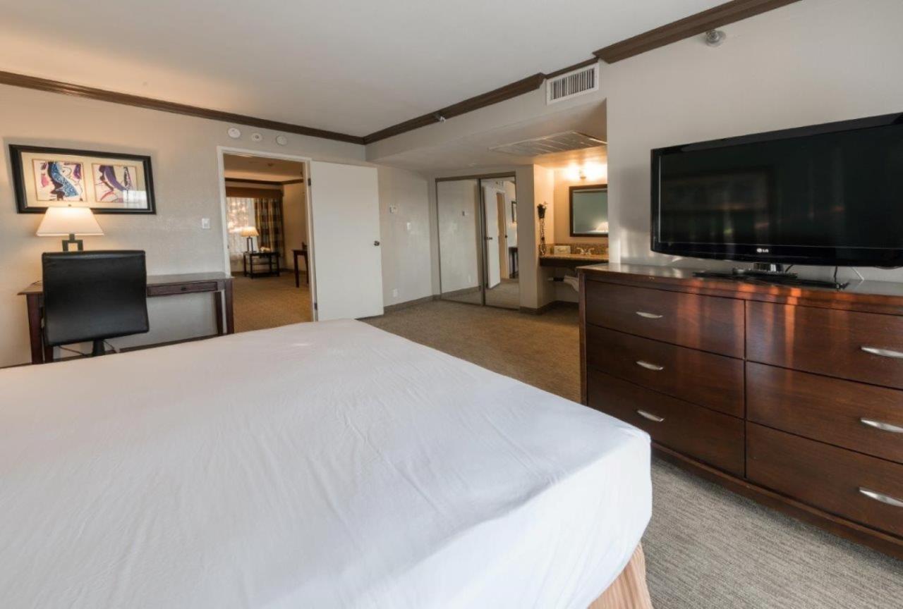 Deluxe Single Room at Vanllee Hotel and Suites
