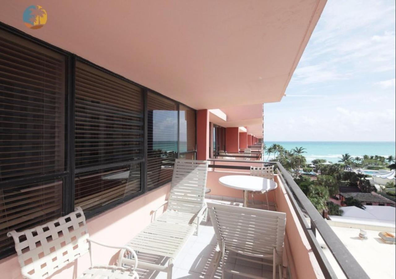 Luxury Beach Resort - HORA RENTALS