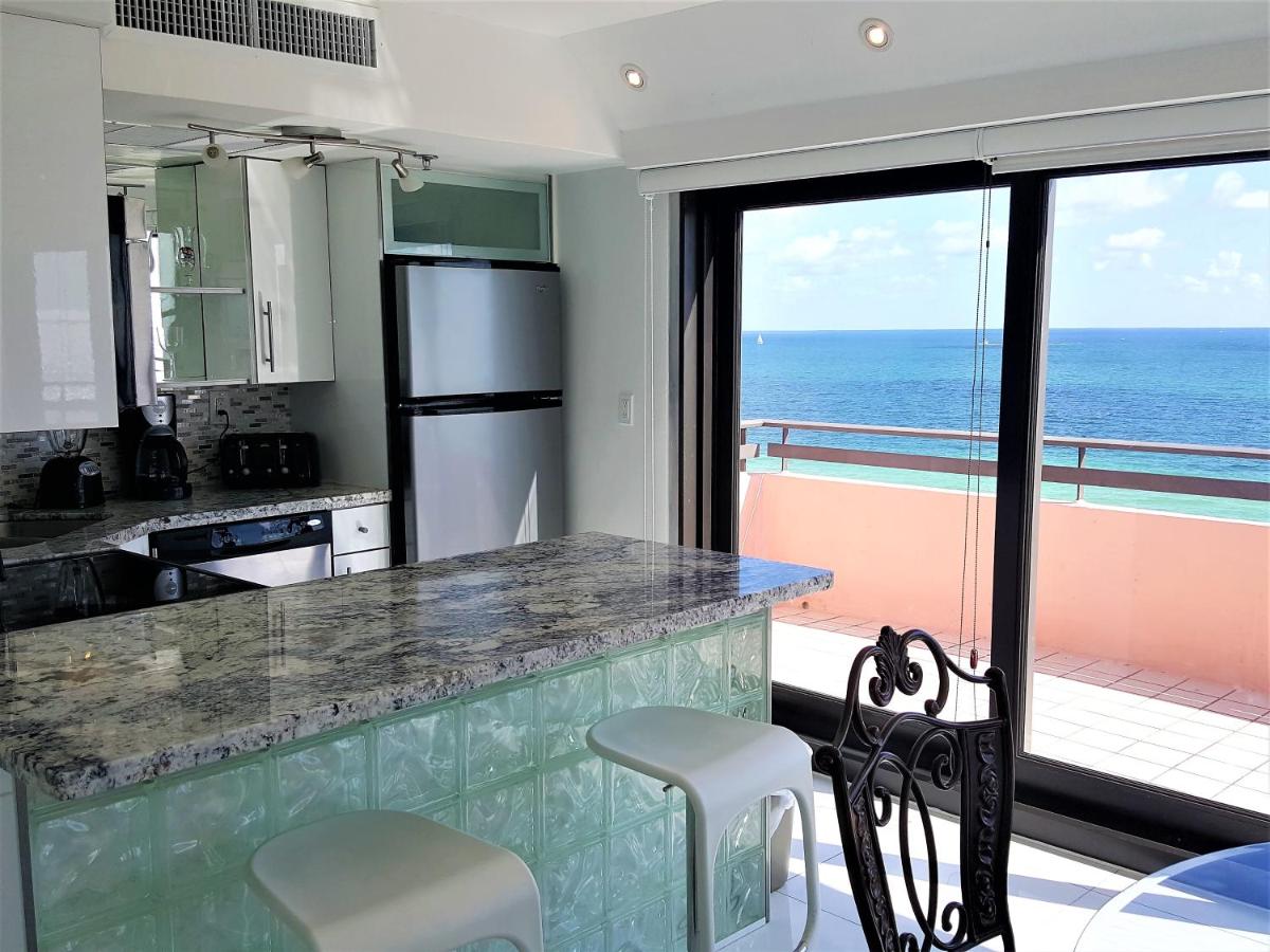 Luxury Beach Resort - HORA RENTALS