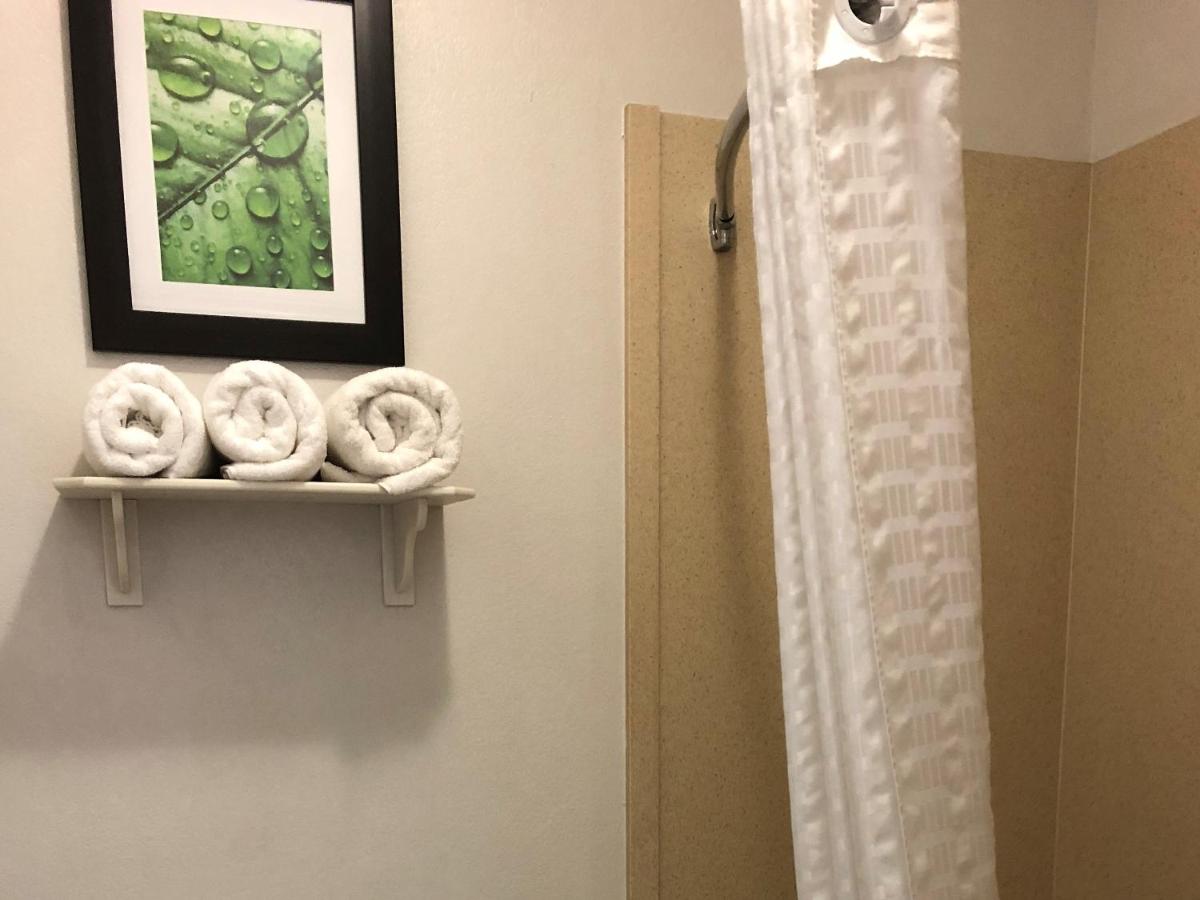 Double Suite with Sofa at Executive Inn & Suites Joaquin