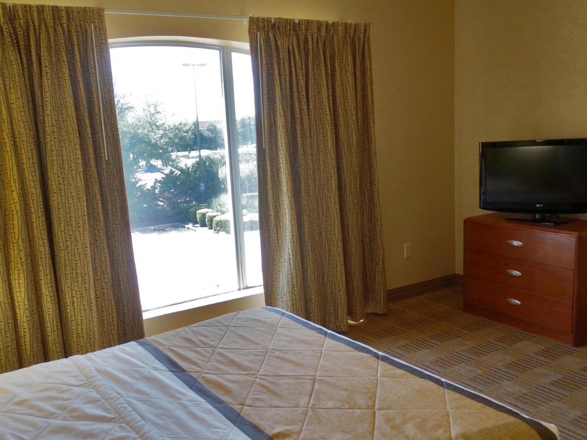 One Bedroom Suite with 1 Queen Bed - Non-Smoking at Extended Stay America Select Suites Wilkes Barre Scranton