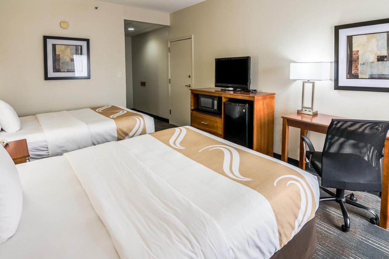 Queen Room with Two Queen Beds - Smoking at Quality Inn Alexander City