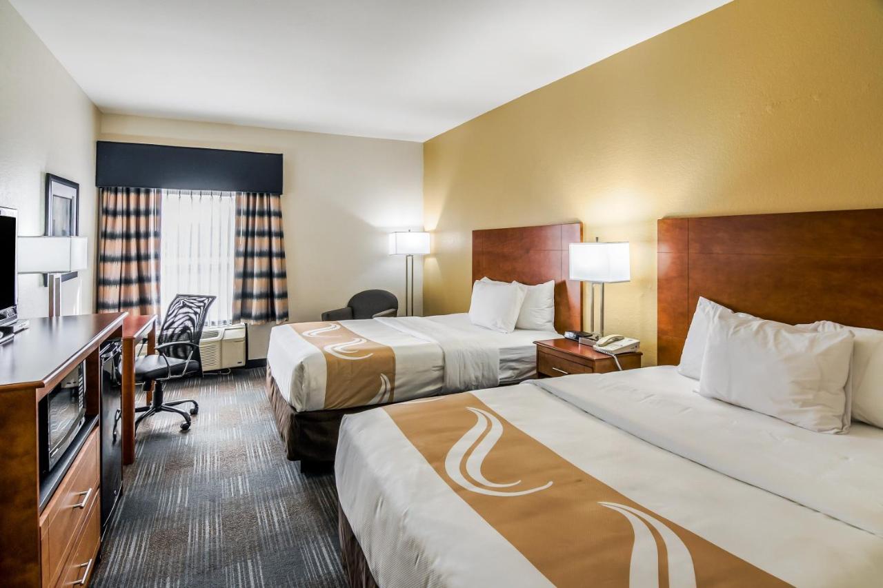 Queen Room with Two Queen Beds - Smoking at Quality Inn Alexander City